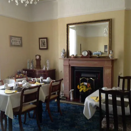 Pensjonat Fletcher House *