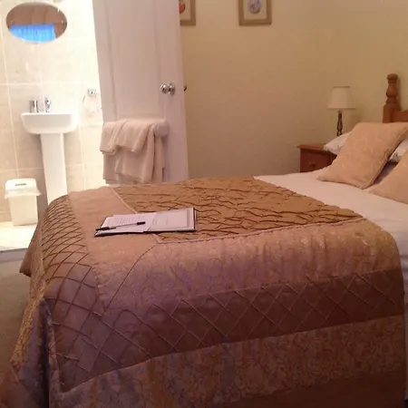 Fletcher House Guest house *